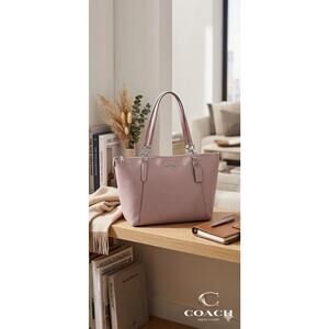 COACH Ava Tote in Crossgrain Leather – Soft Pink